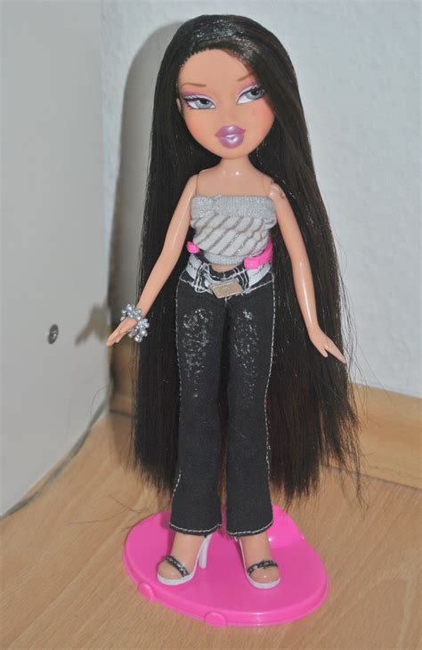 Bratz Magic Jair's Magical Makeover: Transforming the Doll Industry